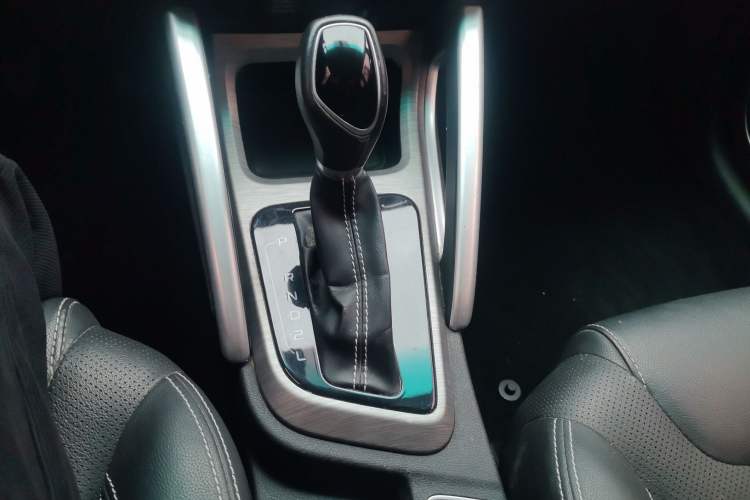 Used Geely Auto Vision X3 2017 1.5L Automatic Luxury Model Gear Lever
