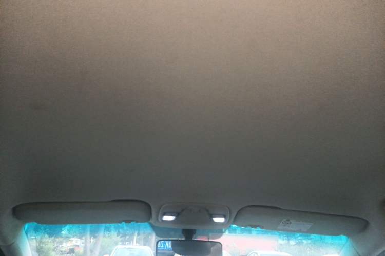Used Geely Auto Vision X3 2017 1.5L Manual Elite Model Headliner