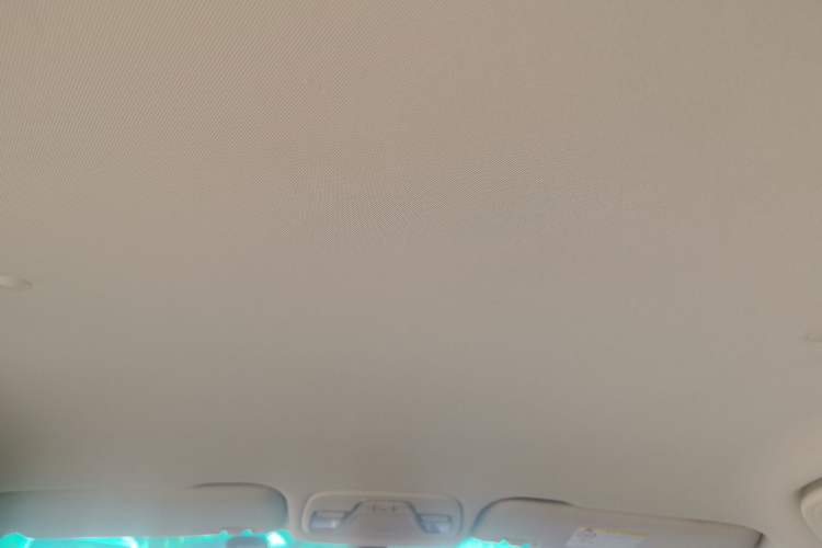 Used Geely Auto Vision X3 2017 1.5L Manual Elite Model Headliner