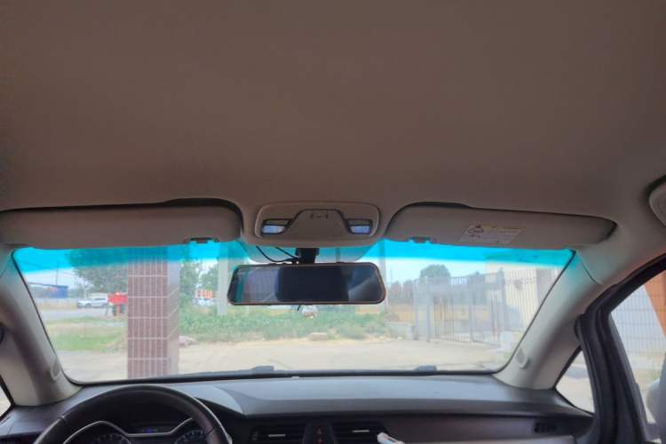 Used Geely Auto Vision X3 2017 1.5L Manual Elite Model Headliner