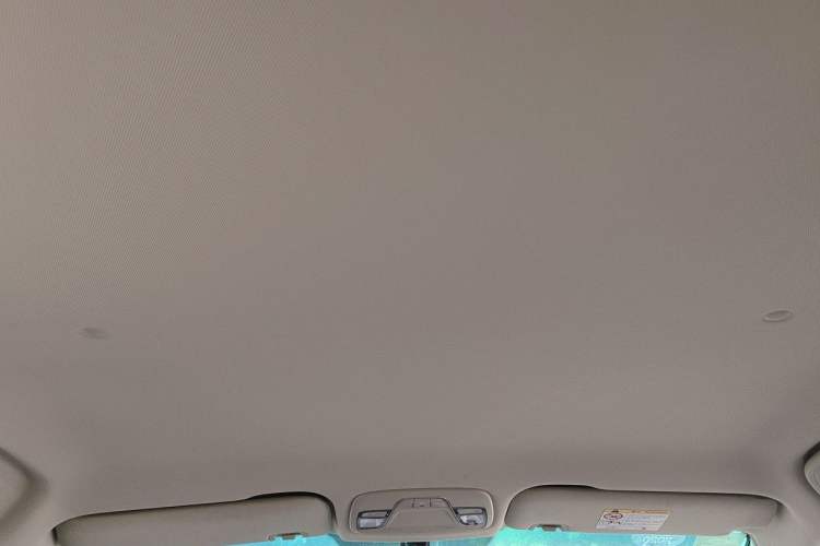 Used Geely Auto Vision X3 2017 1.5L Automatic Elite Model Headliner