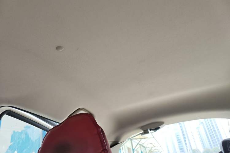 Used Geely Auto Vision X3 2017 1.5L Manual Elite Model Headliner