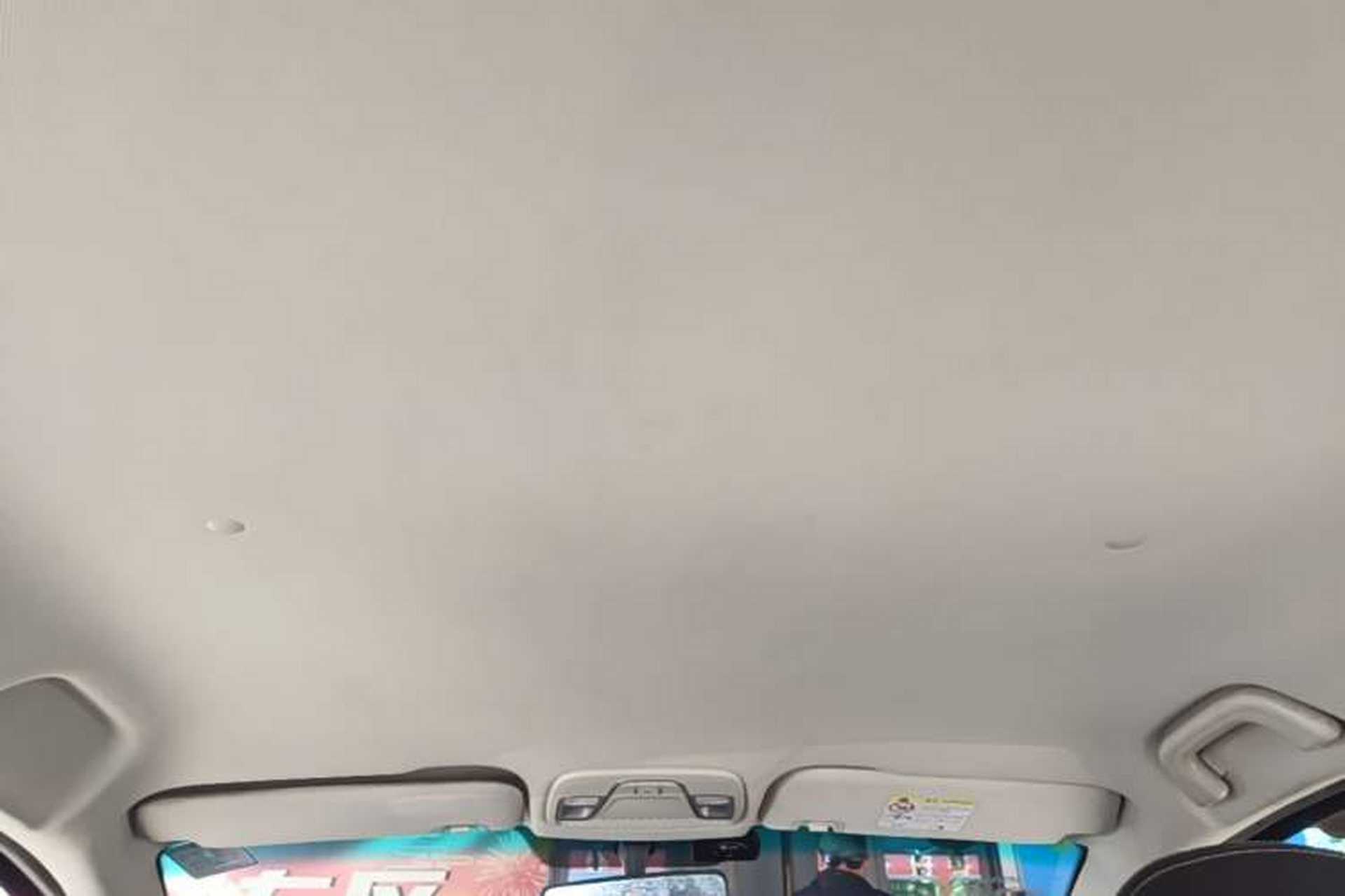 Used Geely Auto Vision X3 2017 1.5L Automatic Elite Model Headliner