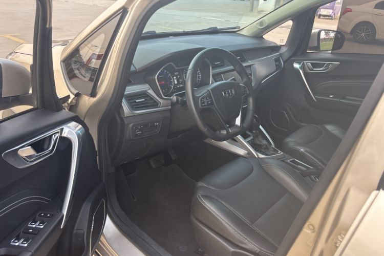 Used Geely Auto Vision X3 2017 1.5L Automatic Elite Model Interior 1