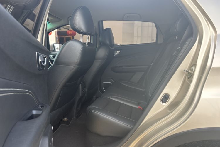 Used Geely Auto Vision X3 2017 1.5L Automatic Elite Model Interior 3