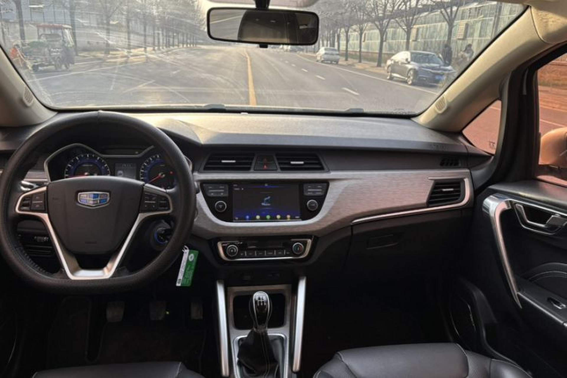Used Geely Auto Vision X3 2017 1.5L Manual Elite Model Interior 3