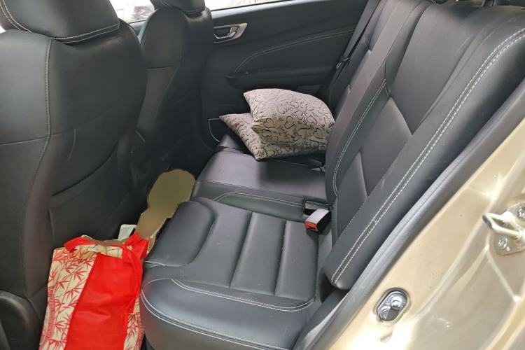 Used Geely Auto Vision X3 2017 1.5L Automatic Elite Model Interior 4