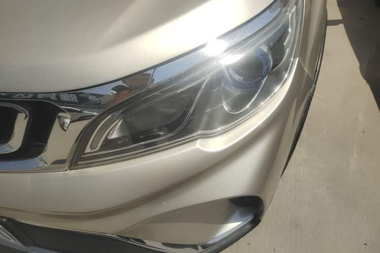 Used Geely Auto Vision X3 2017 1.5L Automatic Elite Model Left Front Headlight
