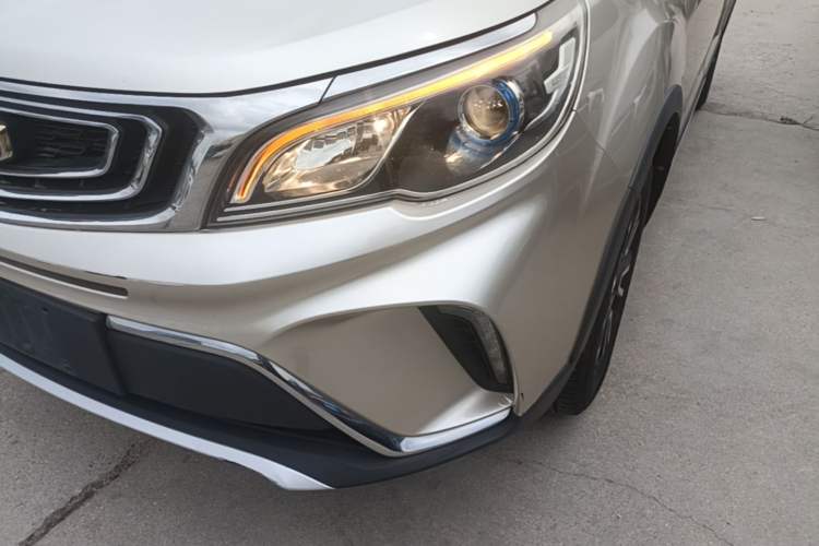 Used Geely Auto Vision X3 2017 1.5L Manual Elite Model Left Front Headlight