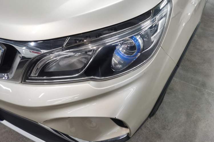Used Geely Auto Vision X3 2017 1.5L Automatic Elite Model Left Front Headlight
