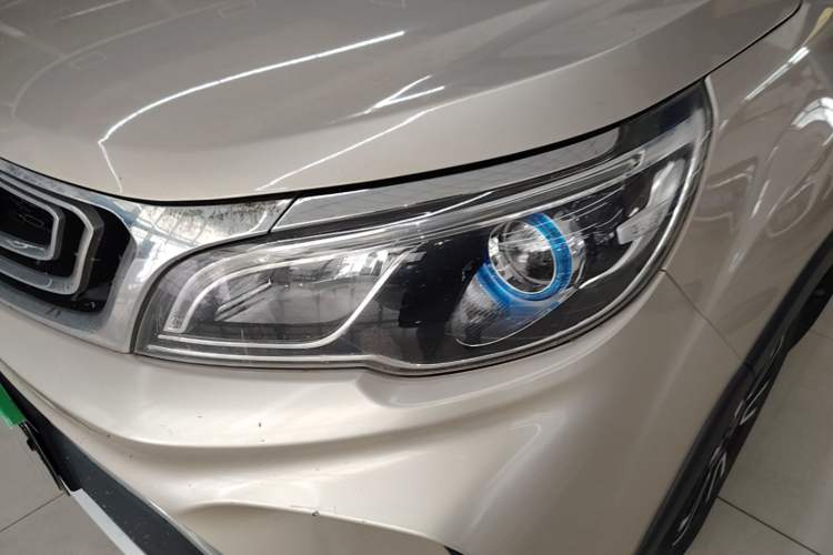 Used Geely Auto Vision X3 2017 1.5L Automatic Luxury Model Left Front Headlight