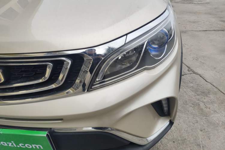 Used Geely Auto Vision X3 2017 1.5L Automatic Elite Model Left Front Headlight