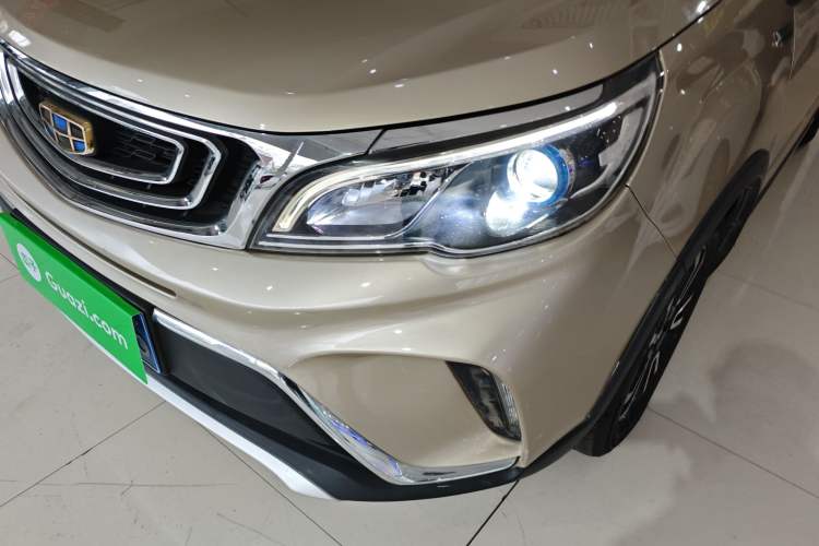 Used Geely Auto Vision X3 2017 1.5L Automatic Elite Model Left Front Headlight