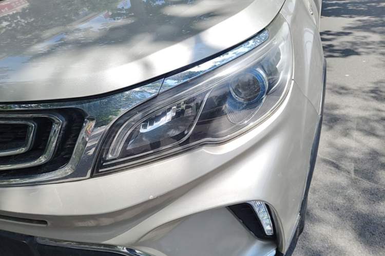 Used Geely Auto Vision X3 2017 1.5L Manual Luxury Model Left Front Headlight