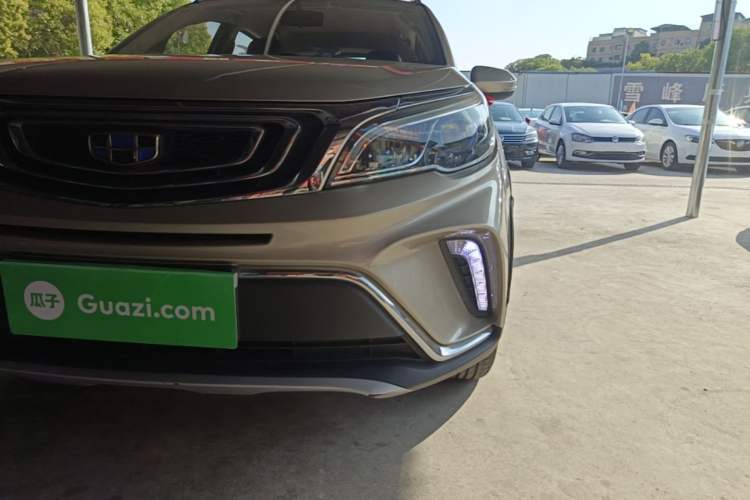 Used Geely Auto Vision X3 2017 1.5L Automatic Elite Model Left Front Headlight