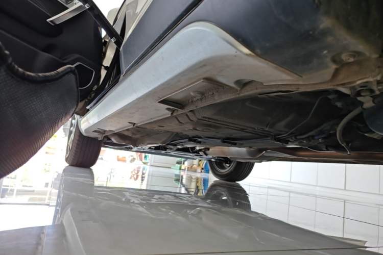 Used Geely Auto Vision X3 2017 1.5L Manual Luxury Model Left Side Sill