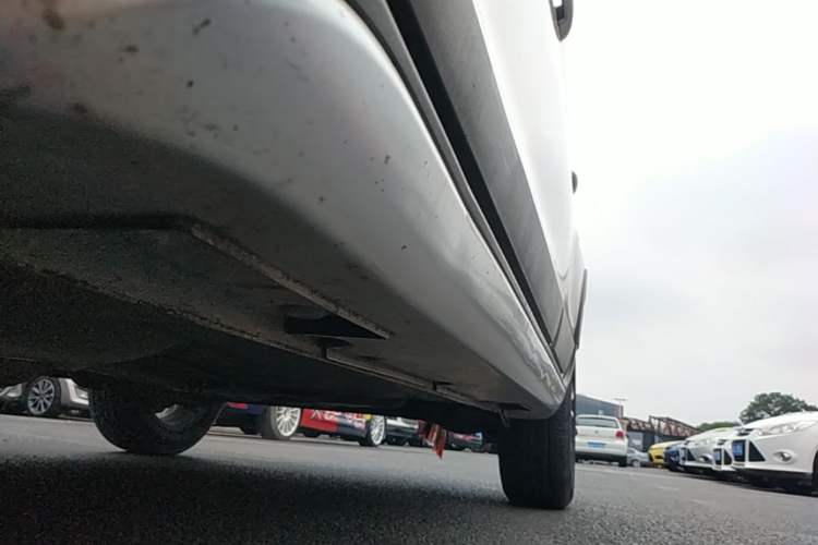 Used Geely Auto Vision X3 2017 1.5L Automatic Luxury Model Left Side Sill