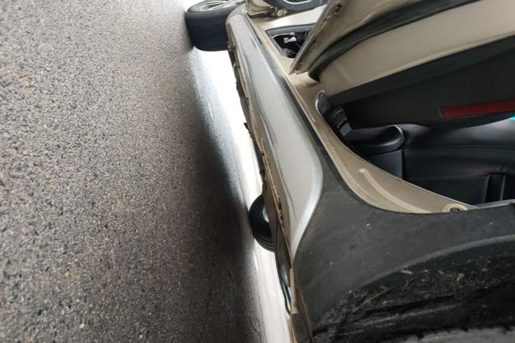 Used Geely Auto Vision X3 2017 1.5L Manual Elite Model Left Side Sill