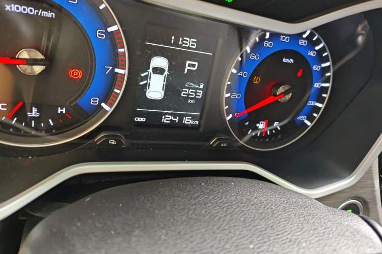 Used Geely Auto Vision X3 2017 1.5L Automatic Elite Model Odometer Close Up