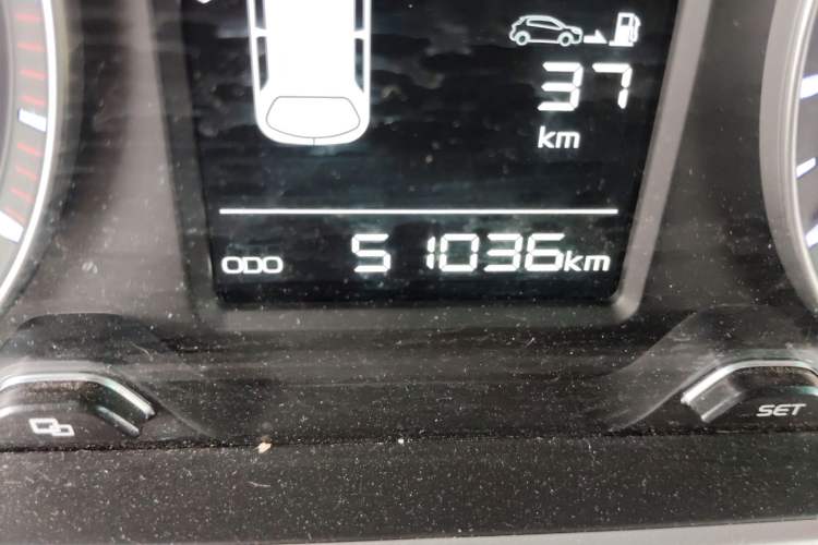 Used Geely Auto Vision X3 2017 1.5L Manual Elite Model Odometer Close Up