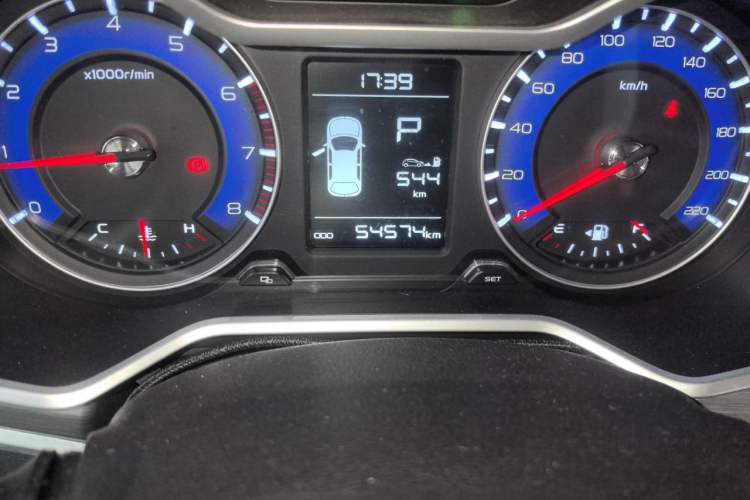 Used Geely Auto Vision X3 2017 1.5L Automatic Luxury Model Odometer Close Up