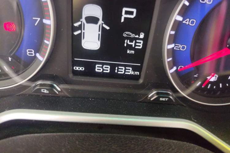 Used Geely Auto Vision X3 2017 1.5L Automatic Elite Model Odometer Close Up