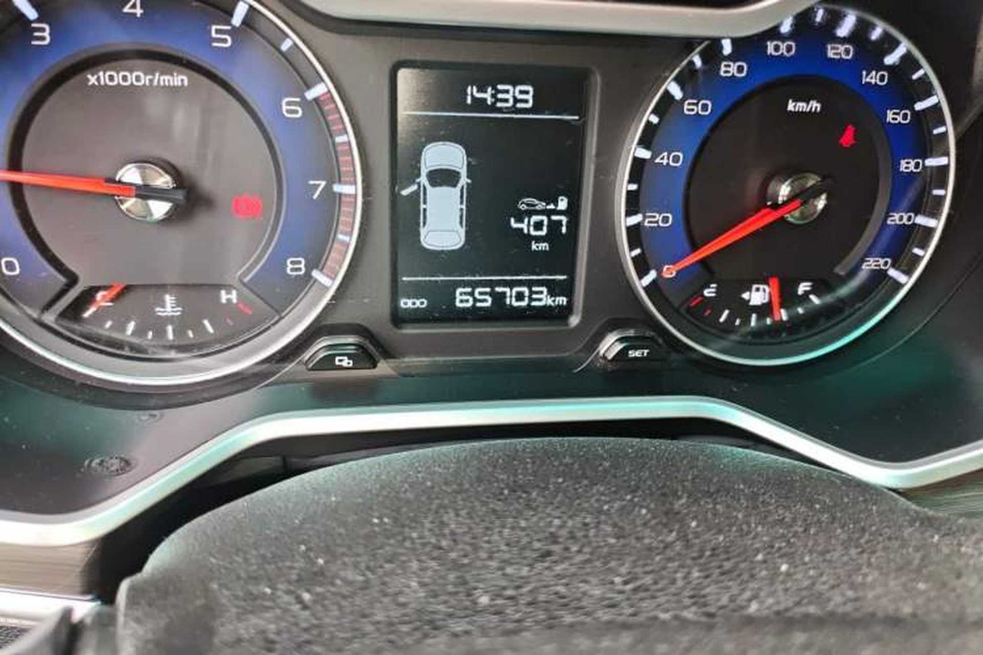 Used Geely Auto Vision X3 2017 1.5L Manual Luxury Model Odometer Close Up
