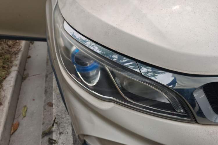 Used Geely Auto Vision X3 2017 1.5L Manual Luxury Model Right Front Headlight