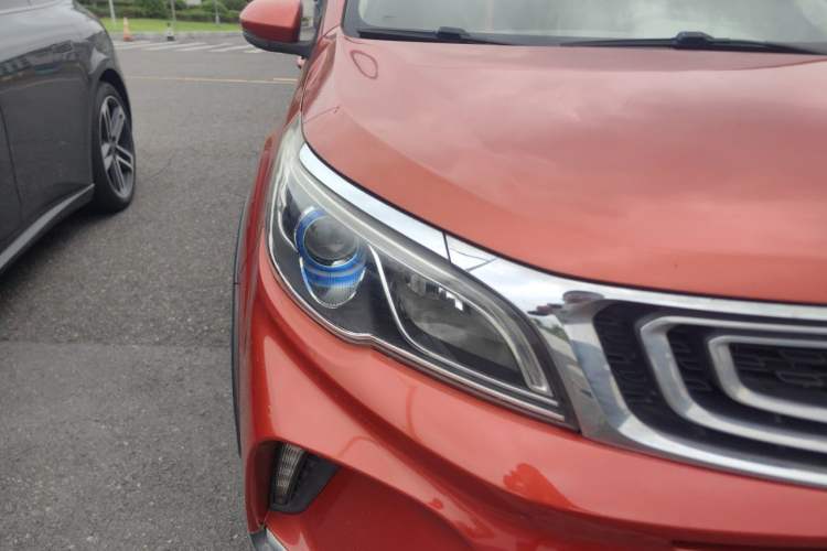 Used Geely Auto Vision X3 2017 1.5L Automatic Luxury Model Right Front Headlight