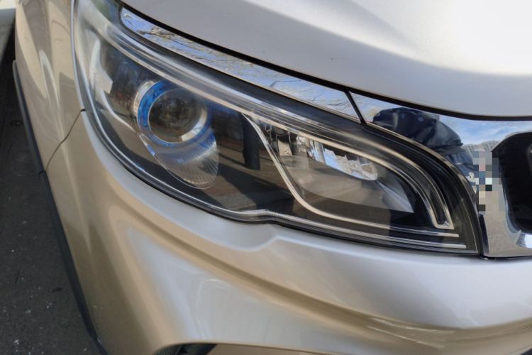 Used Geely Auto Vision X3 2017 1.5L Automatic Luxury Model Right Front Headlight