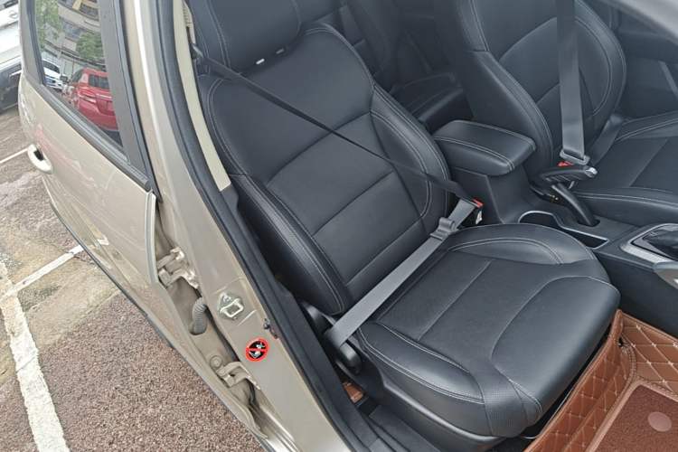 Used Geely Auto Vision X3 2017 1.5L Automatic Luxury Model Right Front Seat