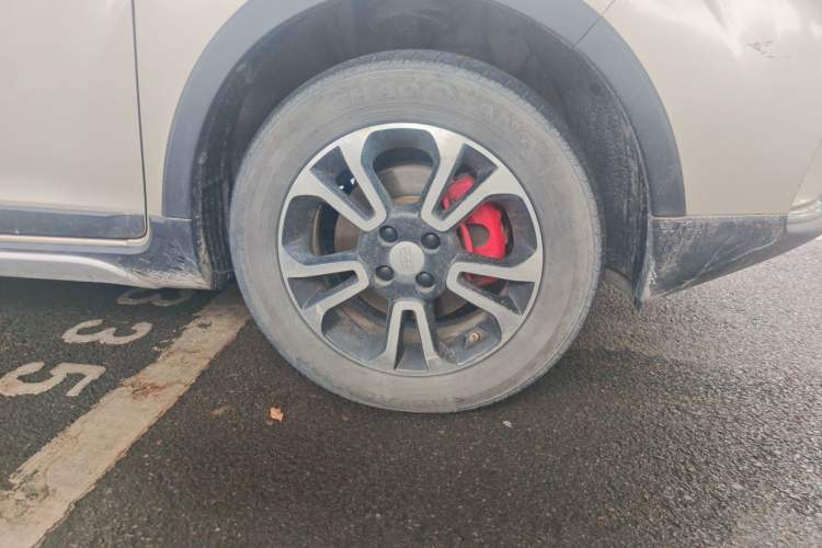 Used Geely Auto Vision X3 2017 1.5L Manual Luxury Model Right Front Wheel Hub