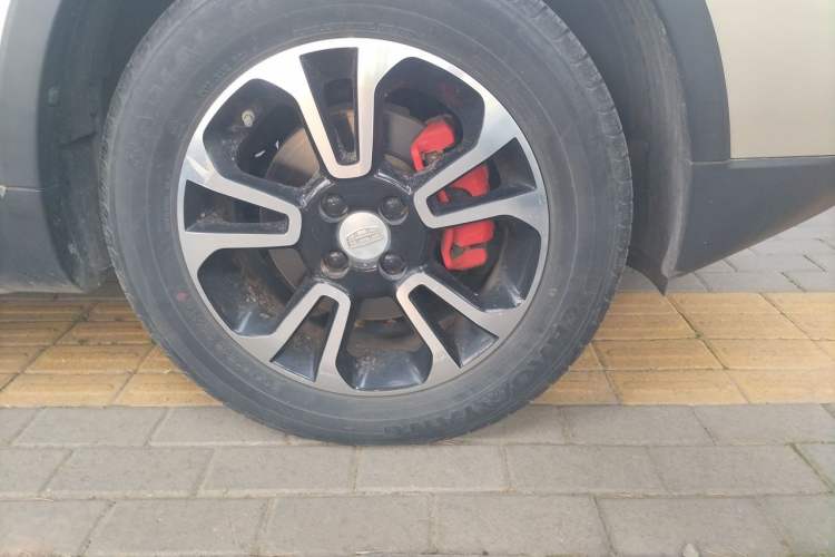 Used Geely Auto Vision X3 2017 1.5L Manual Luxury Model Right Front Wheel Hub