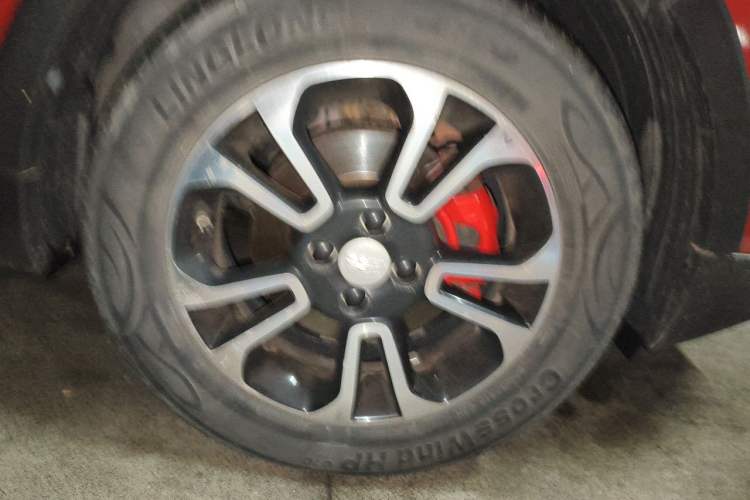 Used Geely Auto Vision X3 2017 1.5L Automatic Luxury Model Right Front Wheel Hub