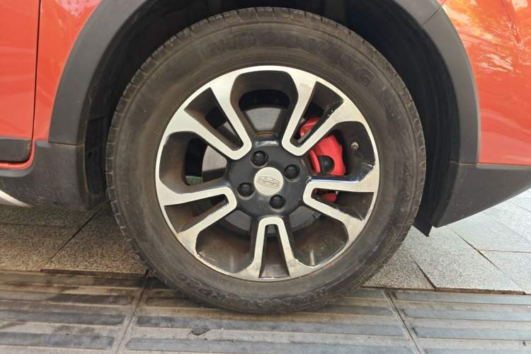 Used Geely Auto Vision X3 2017 1.5L Automatic Luxury Model Right Front Wheel Hub