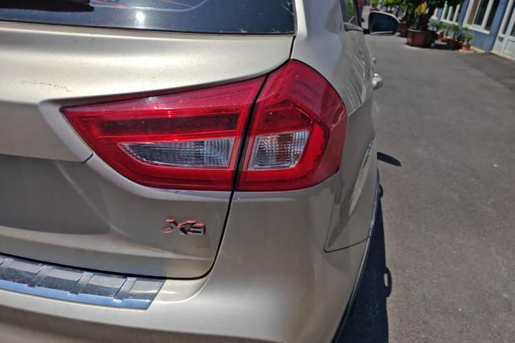 Used Geely Auto Vision X3 2017 1.5L Manual Luxury Model Right Rear Taillight