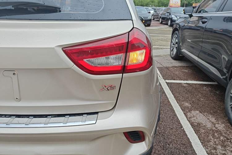 Used Geely Auto Vision X3 2017 1.5L Automatic Luxury Model Right Rear Taillight