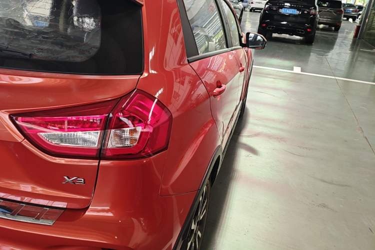 Used Geely Auto Vision X3 2017 1.5L Automatic Luxury Model Right Rear Taillight