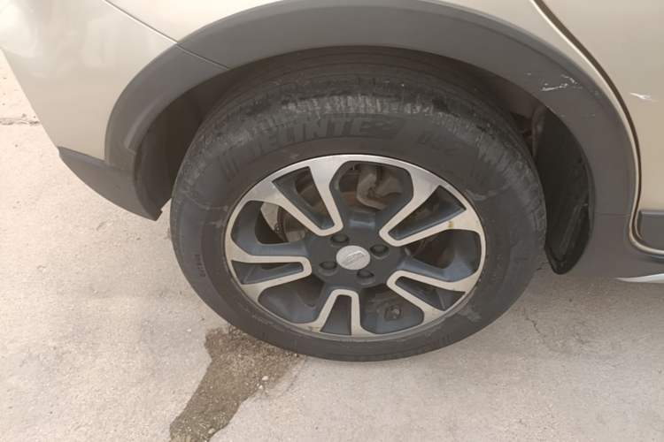 Used Geely Auto Vision X3 2017 1.5L Manual Elite Model Right Rear Wheel Hub