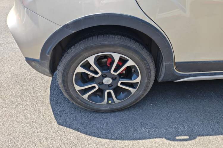 Used Geely Auto Vision X3 2017 1.5L Manual Luxury Model Right Rear Wheel Hub