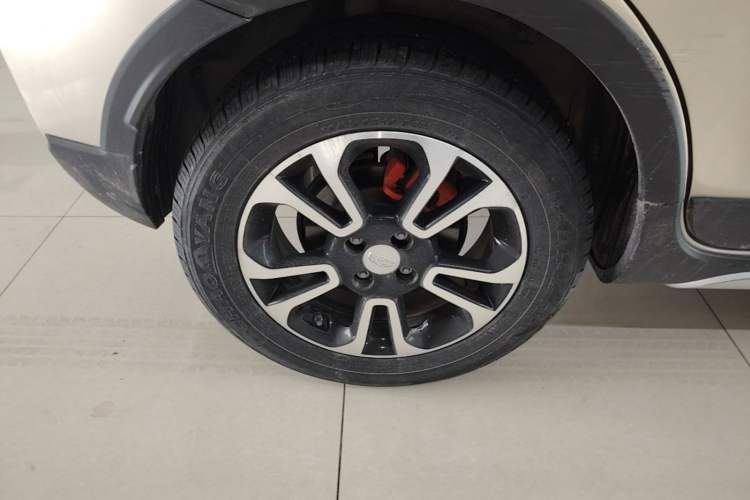 Used Geely Auto Vision X3 2017 1.5L Automatic Luxury Model Right Rear Wheel Hub