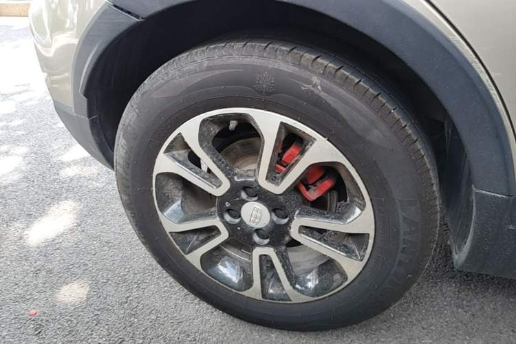Used Geely Auto Vision X3 2017 1.5L Manual Luxury Model Right Rear Wheel Hub