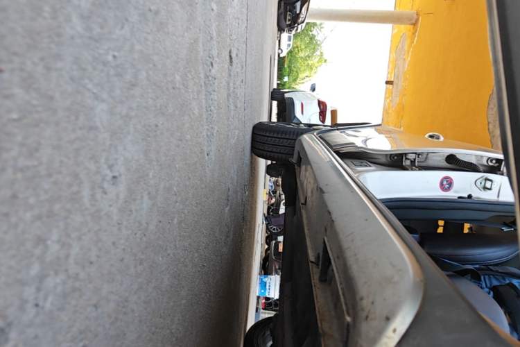 Used Geely Auto Vision X3 2017 1.5L Automatic Elite Model Right Side Sill