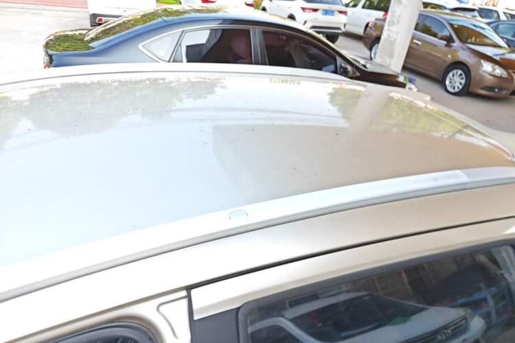 Used Geely Auto Vision X3 2017 1.5L Automatic Elite Model Roof