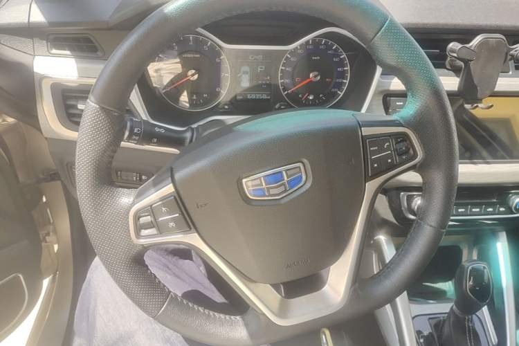 Used Geely Auto Vision X3 2017 1.5L Automatic Elite Model Steering Wheel