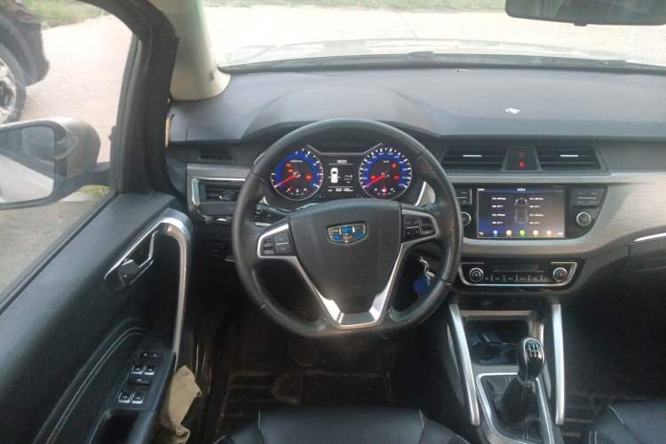 Used Geely Auto Vision X3 2017 1.5L Manual Elite Model Steering Wheel