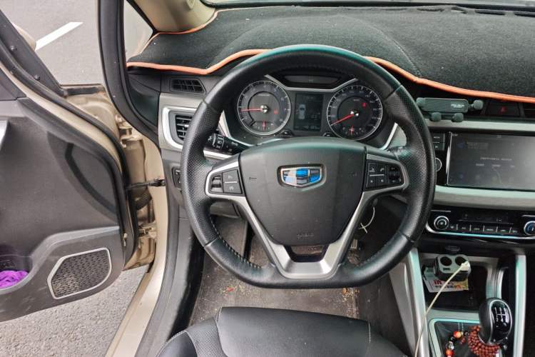 Used Geely Auto Vision X3 2017 1.5L Manual Luxury Model Steering Wheel