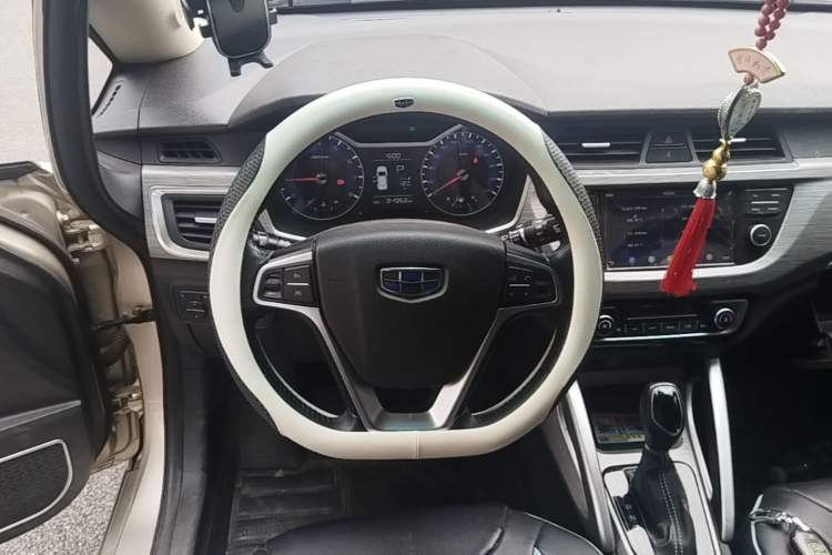 Used Geely Auto Vision X3 2017 1.5L Automatic Luxury Model Steering Wheel
