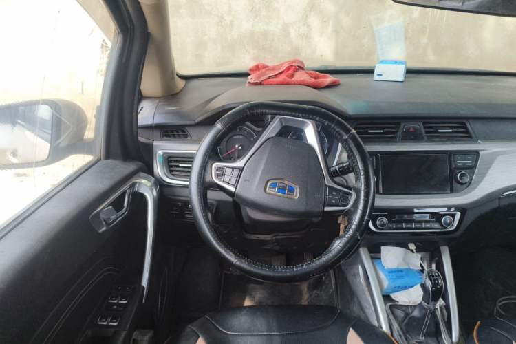 Used Geely Auto Vision X3 2017 1.5L Manual Luxury Model Steering Wheel