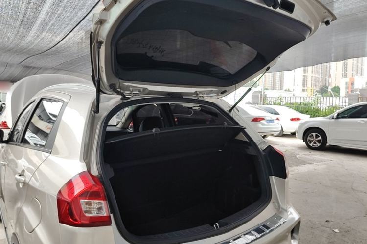 Used Geely Auto Vision X3 2017 1.5L Automatic Elite Model Trunk